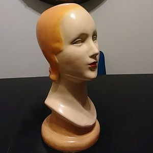 Mannequin Bust